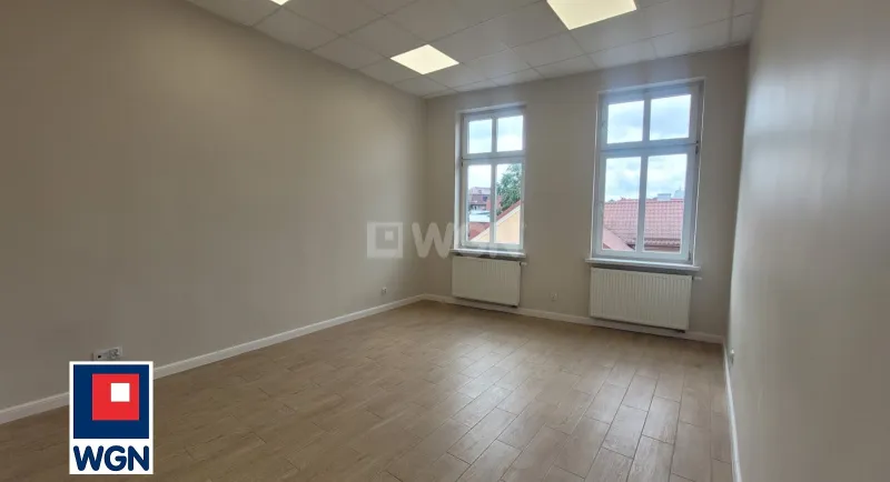 Lokal handlowy na  wynajem Kwidzyn - Nowoczesny, klimatyzowany lokal biurowy - jasny i gotowy do wejścia