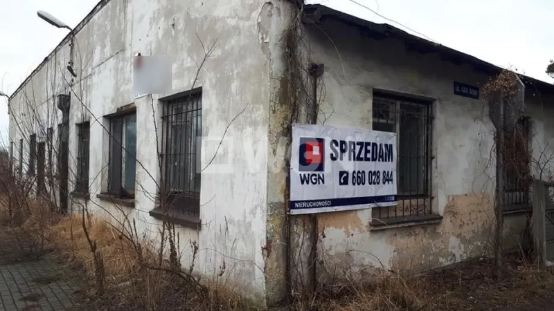 Obiekt komercyjny na sprzedaż Poraj