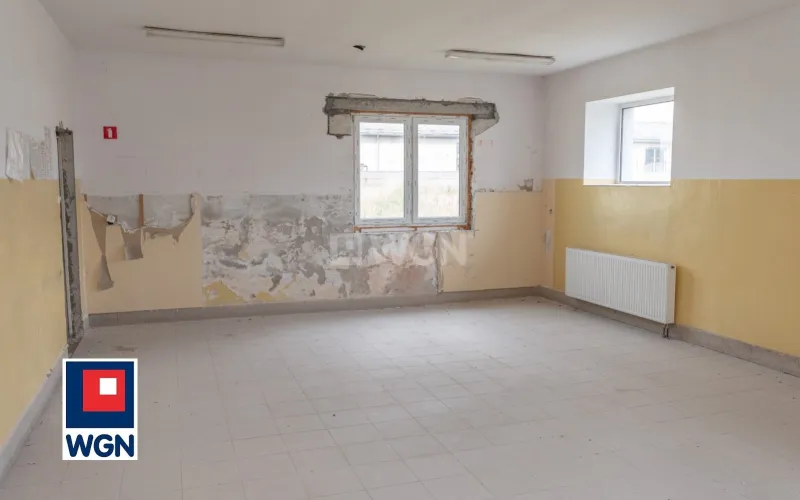 Lokal biurowy na  sprzedaż Mogilno - Na sprzedaż budynek biurowo- socjalny + teren inwestycyjny 6,997,0 m2, Mogilno